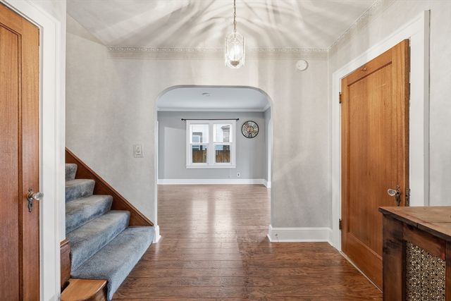 77 Fresno St, Springfield, MA 01104