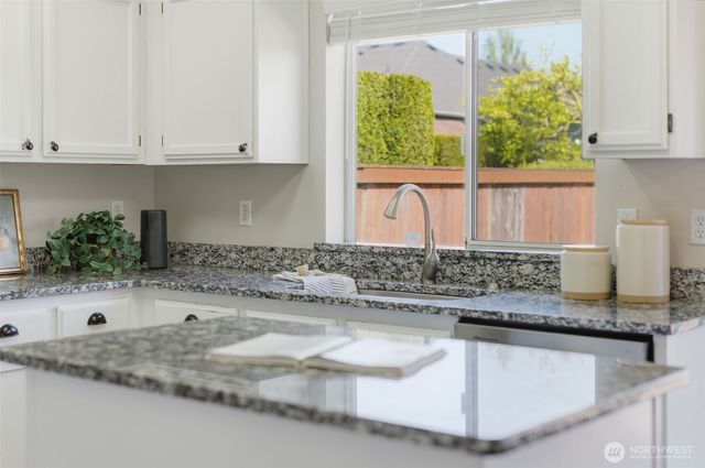 7625 148th Avenue E, Sumner, WA 98390