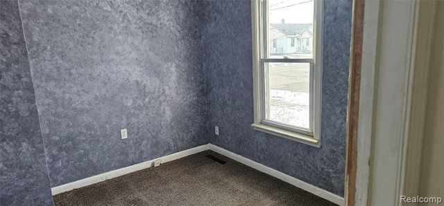 7503 Paige Avenue, Warren, MI 48091