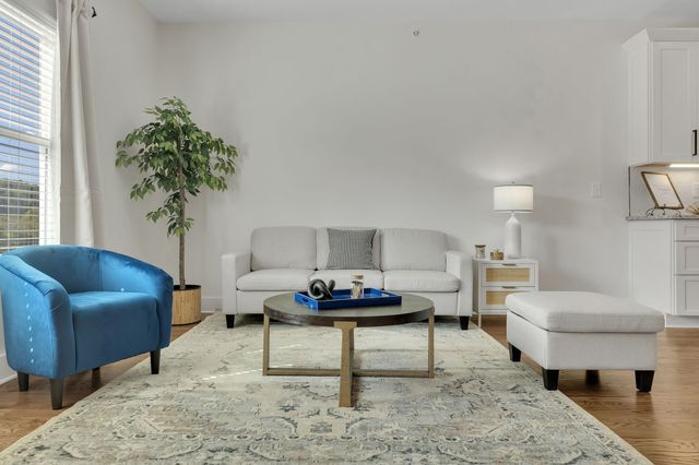 137 Crockett Hills Ln, Ashland City, TN 37015