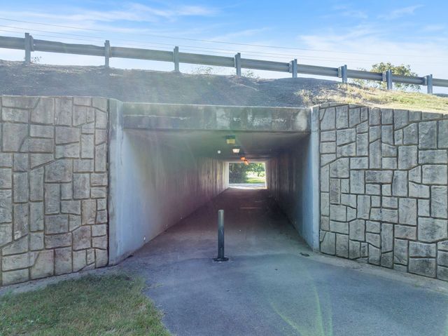 137 Crockett Hills Ln, Ashland City, TN 37015