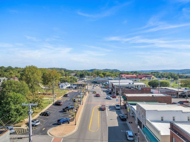 137 Crockett Hills Ln, Ashland City, TN 37015