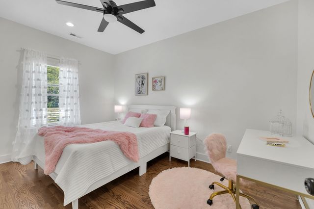 137 Crockett Hills Ln, Ashland City, TN 37015