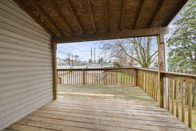 2712 Eakin Road, Columbus, OH 43204