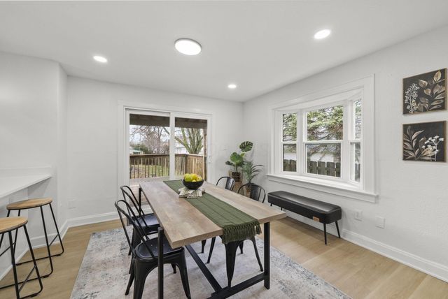 2712 Eakin Road, Columbus, OH 43204