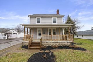 2712 Eakin Road, Columbus, OH 43204
