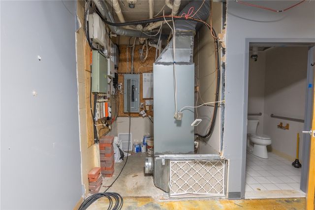 875 Centerville Road 15, Warwick, RI 02886