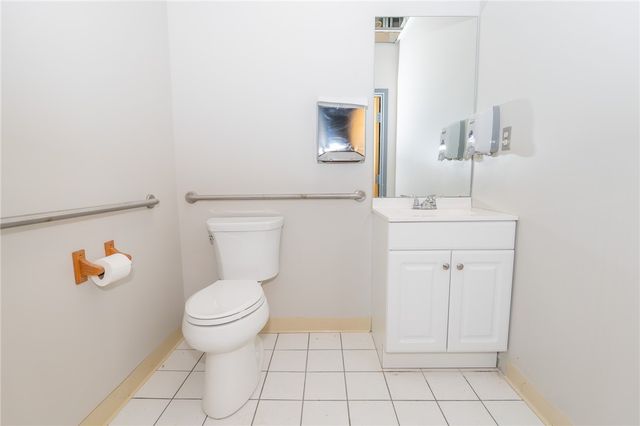 875 Centerville Road 15, Warwick, RI 02886