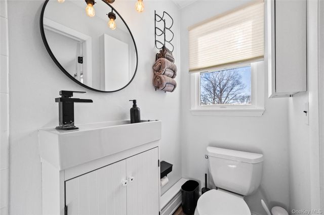 44 Oakridge Road, North Salem, NY 10560