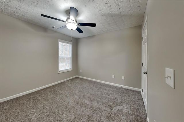 275 Grayson Manor Drive, Loganville, GA 30052