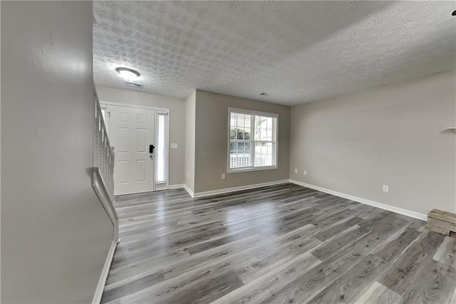 275 Grayson Manor Drive, Loganville, GA 30052