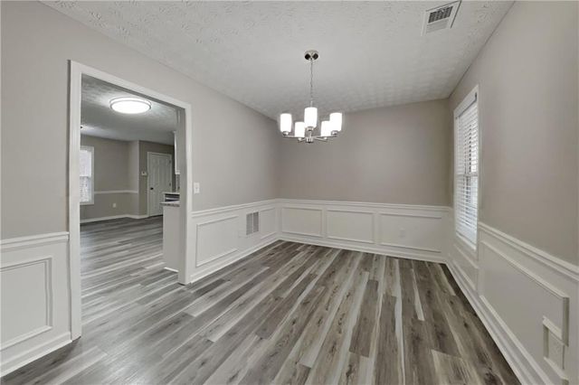 275 Grayson Manor Drive, Loganville, GA 30052