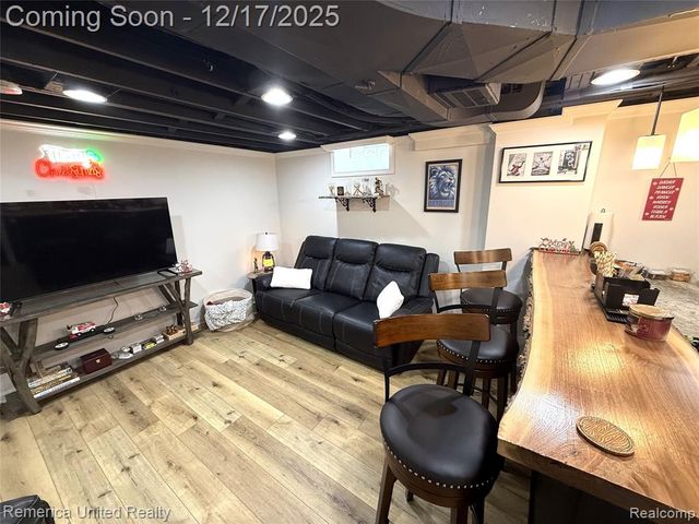 9915 Ingram Street, Livonia, MI 48150