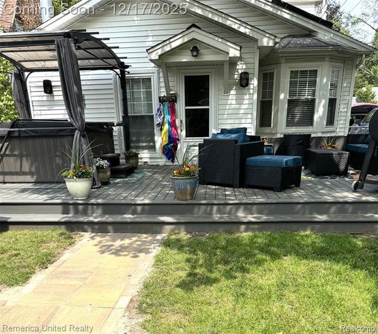 9915 Ingram Street, Livonia, MI 48150