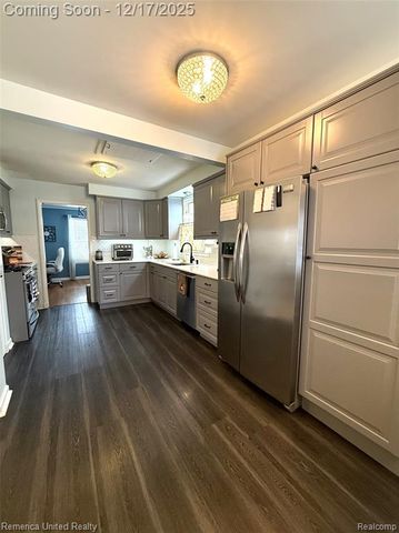 9915 Ingram Street, Livonia, MI 48150