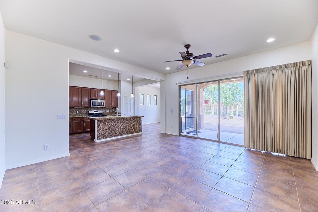 16920 W Hilton Avenue, Goodyear, AZ 85338 — photo 5