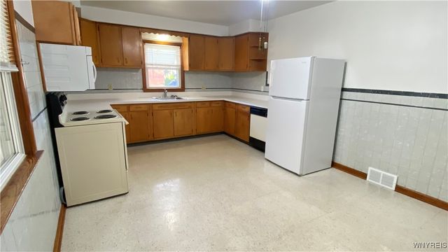 3087 Cloverbank Road, Hamburg, NY 14075