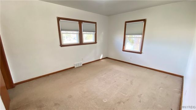 3087 Cloverbank Road, Hamburg, NY 14075