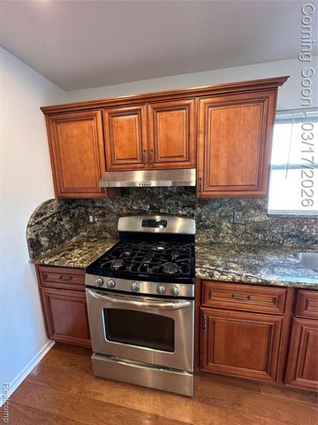 252 Shore Brook Lane, Walled Lake, MI 48390