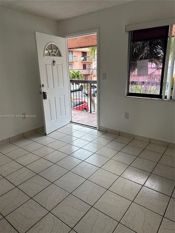 2194 W 60th St 22213, Hialeah, FL 33016
