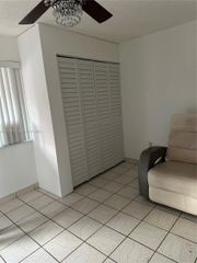2194 W 60th St 22213, Hialeah, FL 33016