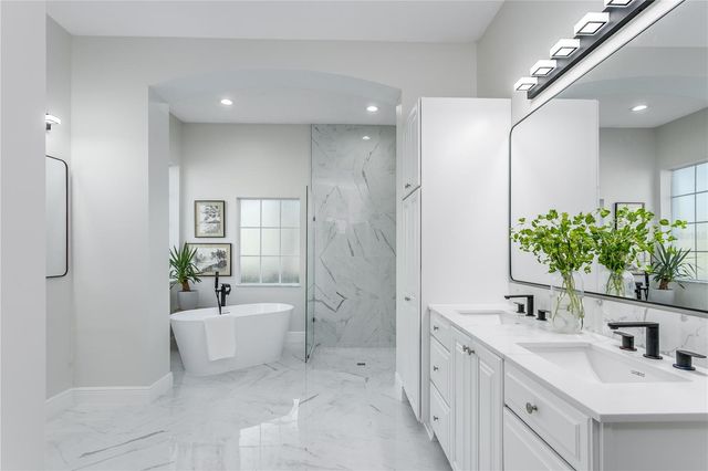 11909 MANDEVILLA COURT, Tampa, FL 33626