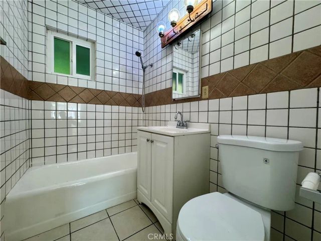 591 E 6th Street, Pomona, CA 91766
