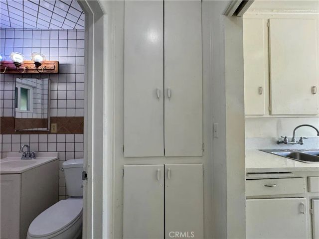 591 E 6th Street, Pomona, CA 91766