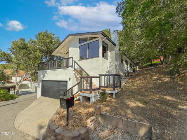 20930 Almazan Road, Woodland Hills, CA 91364