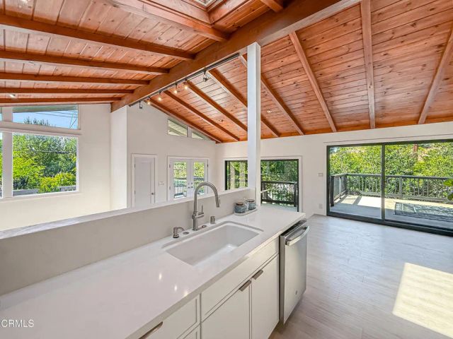 20930 Almazan Road, Woodland Hills, CA 91364