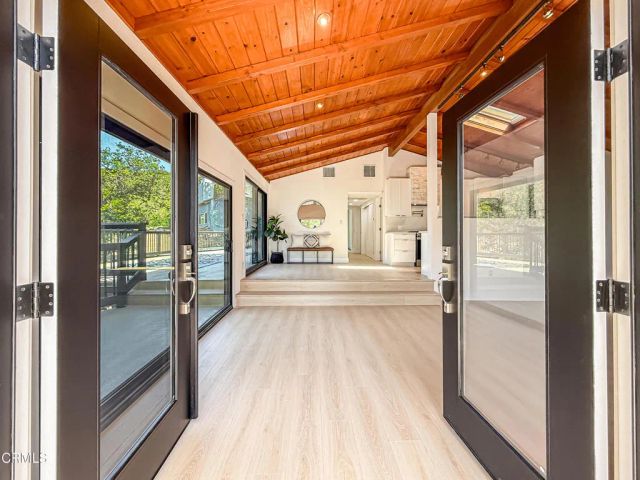 20930 Almazan Road, Woodland Hills, CA 91364