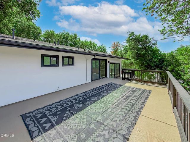 20930 Almazan Road, Woodland Hills, CA 91364