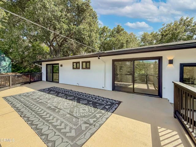 20930 Almazan Road, Woodland Hills, CA 91364