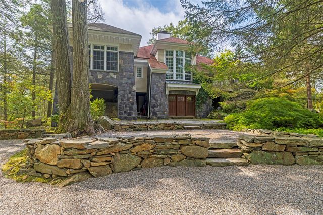 12 Bishop Park Road, Pound Ridge, NY 10576