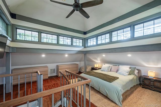 12 Bishop Park Road, Pound Ridge, NY 10576