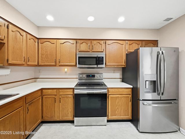 10709 Grecian Rd, Louisville, KY 40272