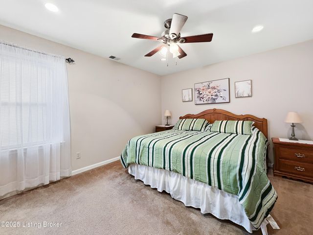 10709 Grecian Rd, Louisville, KY 40272