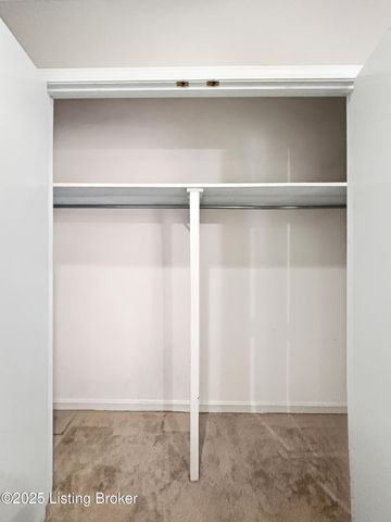 10709 Grecian Rd, Louisville, KY 40272