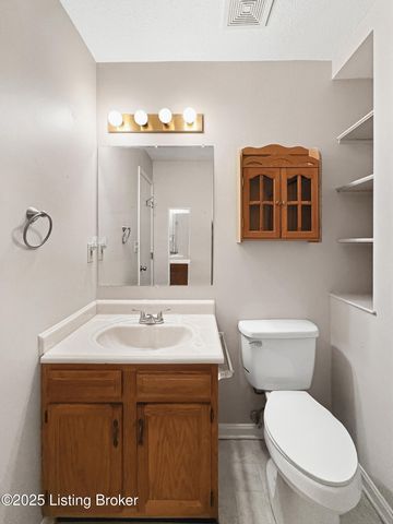 10709 Grecian Rd, Louisville, KY 40272