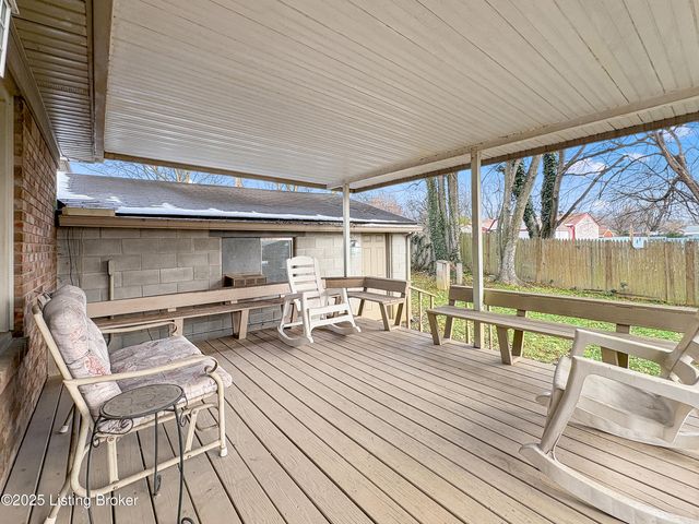 10709 Grecian Rd, Louisville, KY 40272