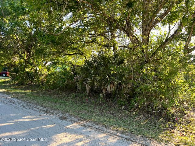 8965 100th Avenue, Vero Beach, FL 32967