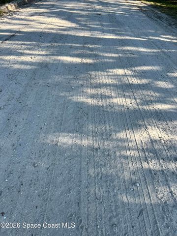 8965 100th Avenue, Vero Beach, FL 32967