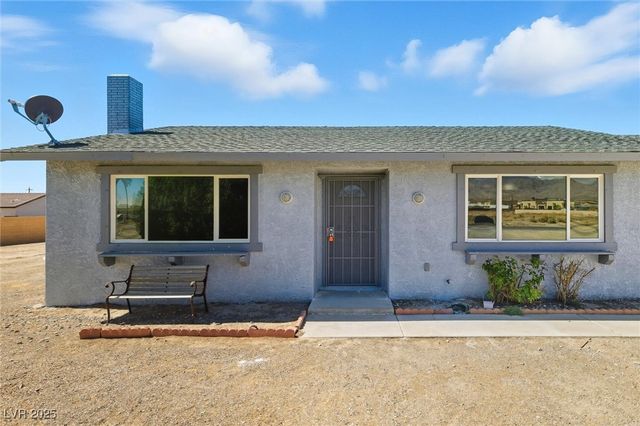 2710 South Rainbow Avenue, Pahrump, NV 89048