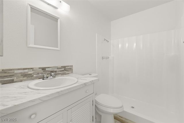 2710 South Rainbow Avenue, Pahrump, NV 89048