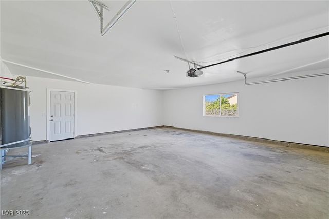 2710 South Rainbow Avenue, Pahrump, NV 89048