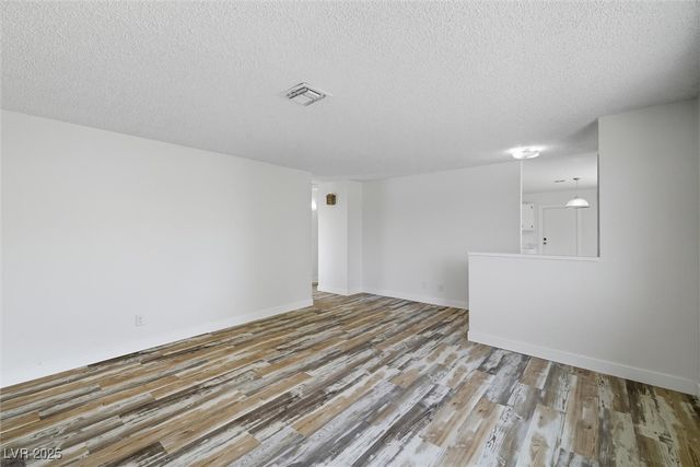 2710 South Rainbow Avenue, Pahrump, NV 89048