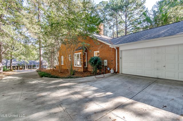 539 Dixton Drive, Brandon, MS 39047