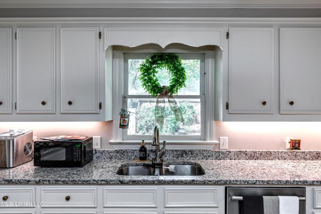 539 Dixton Drive, Brandon, MS 39047