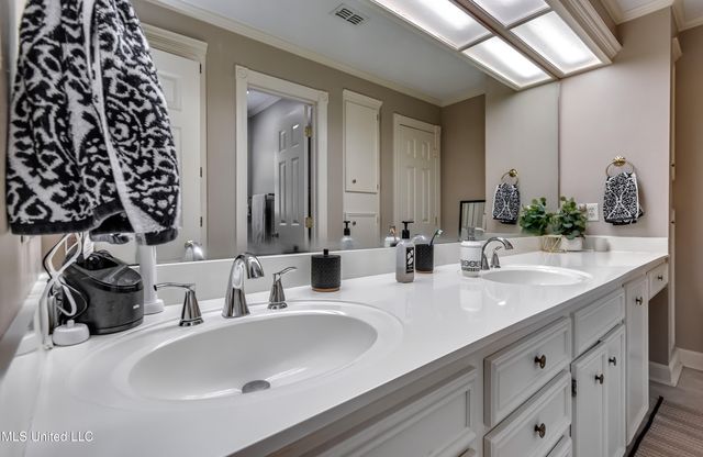 539 Dixton Drive, Brandon, MS 39047