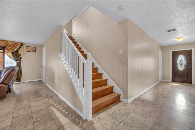6610 Beryl Drive, Arlington, TX 76002
